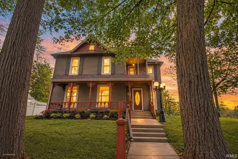 25 N Front St, Knightstown, IN 46148