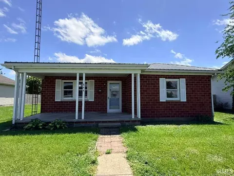 844 W Frank St, Mitchell, IN 47446
