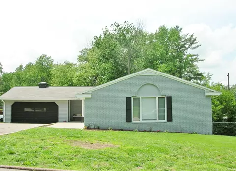 2228 Heritage Ave, Evansville, IN 47711