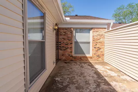 721 E Waterloo Ct, Bloomington, IN 47401