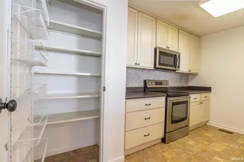 Kitchen - 721 E Waterloo Ct, Bloomington, IN 47401 photo 2 of 3