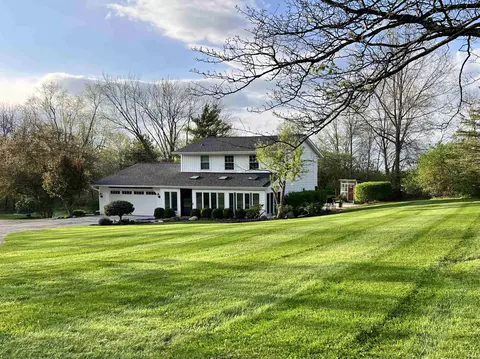 12103 Ernst Rd, Roanoke, IN 46783