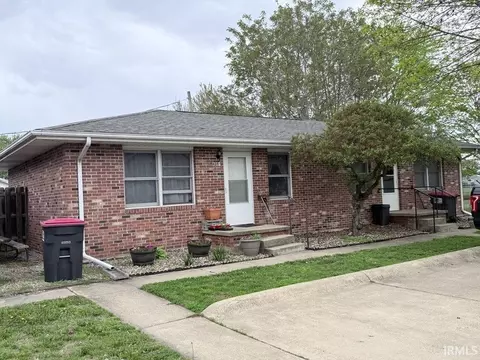 409 S South St, Brookston, IN 47923