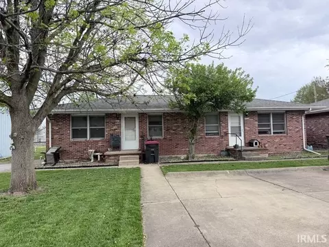 411 S South St, Brookston, IN 47923