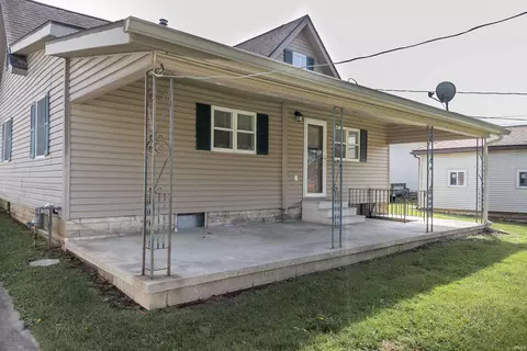 Exterior - 1707 12th St, Bedford, IN 47421 photo 4 of 6