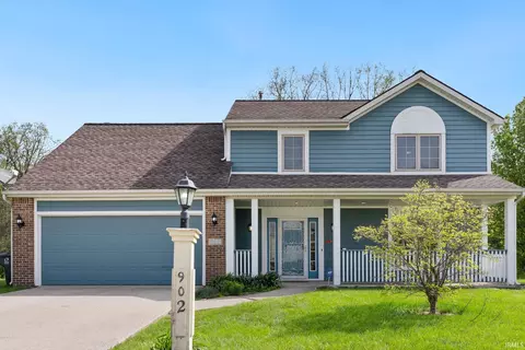 902 Sherwood Dr, Fort Wayne, IN 46819