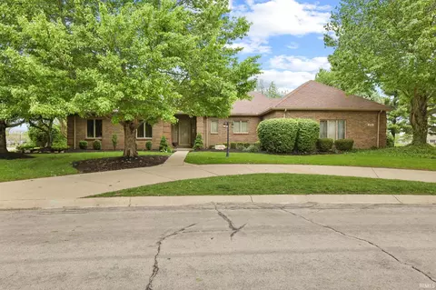 7312 W St Andrews Ave, Yorktown, IN 47396