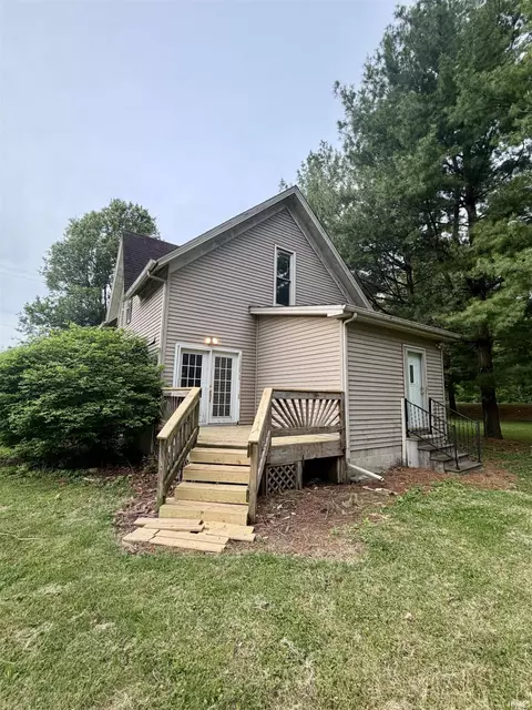 Exterior - 407 Water St, Delphi, IN 46923 photo 3 of 3