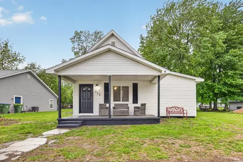 722 N Main St, Sullivan, IN 47882