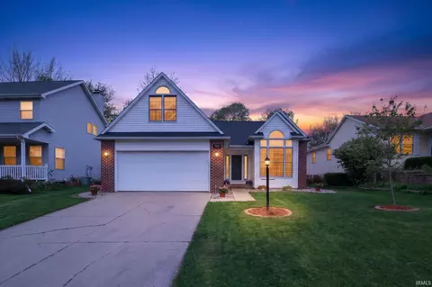 3221 W Wild Cherry Rdg, Mishawaka, IN 46544