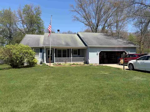 26411 Traders Post Ln, South Bend, IN 46619