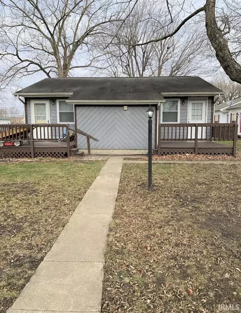 328-330 Mckee St, Logansport, IN 46947