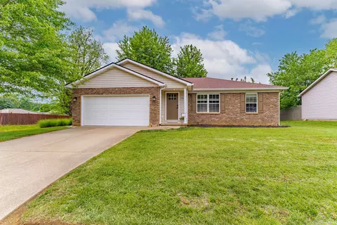 6366 Acadia Dr, Newburgh, IN 47630