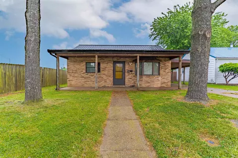 1250 Maple Court St, Evansville, IN 47714