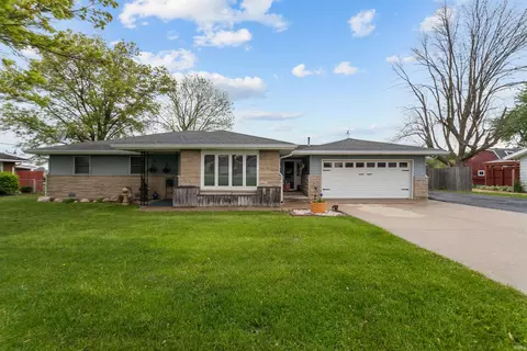 936 E Center Rd, Kokomo, IN 46902