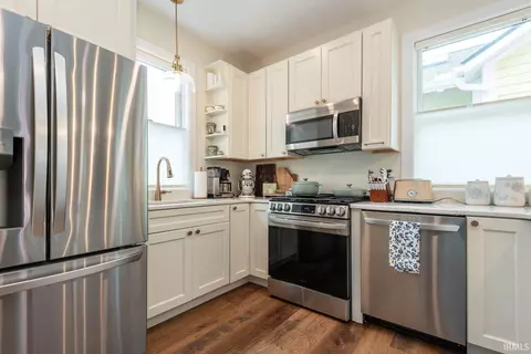 Kitchen - 1270 E Short St, Bloomington, IN 47401 photo 1 of 4