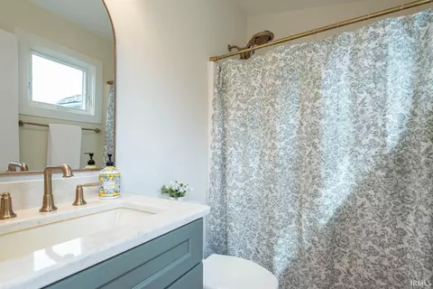 Bath - 1270 E Short St, Bloomington, IN 47401 photo 5 of 5