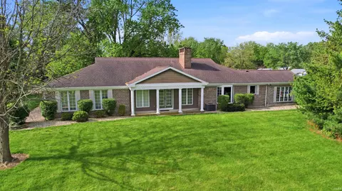 3716 E River Rd, Bluffton, IN 46714
