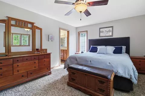Bedroom - 3716 E River Rd, Bluffton, IN 46714 photo 1 of 5
