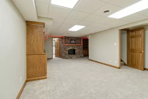 Living - 3716 E River Rd, Bluffton, IN 46714 photo 4 of 5