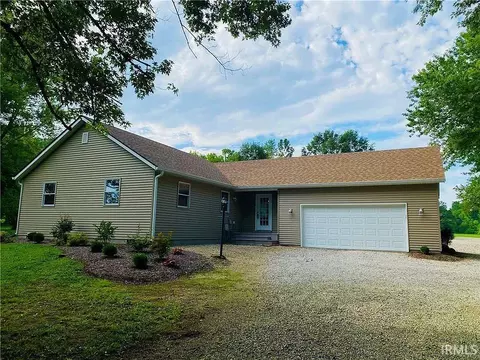 4872 St Rd 46 E Rd, Nashville, IN 47448