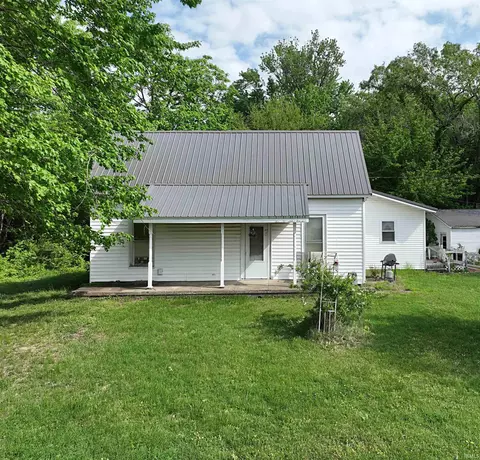 1106 Wykoff Ln, Washington, IN 47501