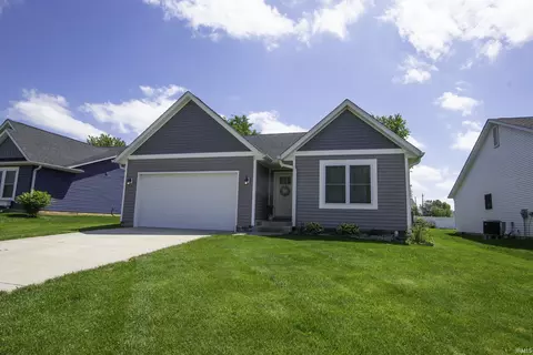 7291 W Mustang Dr, Ellettsville, IN 47429