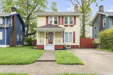 712 W Calvert St, South Bend, IN 46613