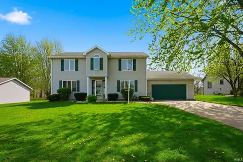 820 Lydia Dr, Warsaw, IN 46582