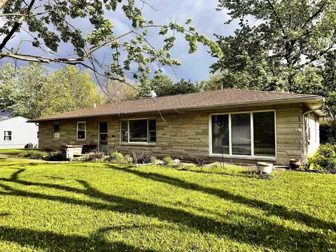 311 W Twelfth St, Portland, IN 47371