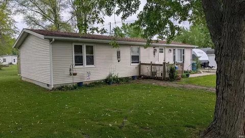 723 W Horton St, Bluffton, IN 46714