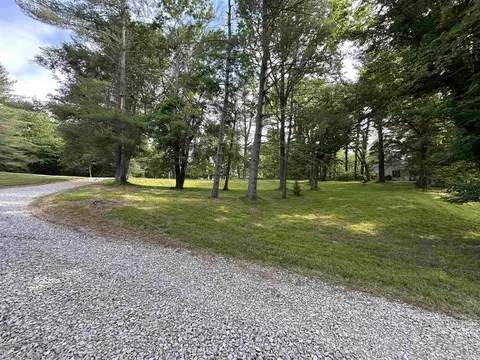 6655 E Gross Rd, Bloomington, IN 47401 photo 8
