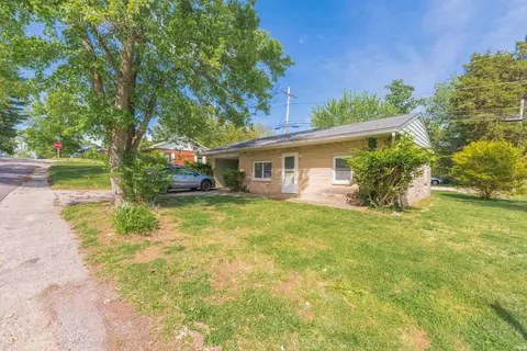 128 N Clark St, Bloomington, IN 47408