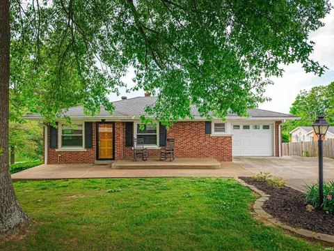 5206 Bridgeview Dr, Evansville, IN 47712