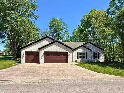 6288 Jenner Rd, Boonville, IN 47601