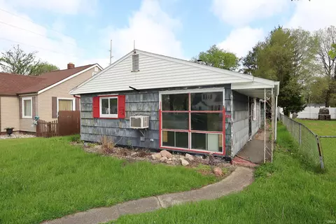 928 W Lusher Ave, Elkhart, IN 46517