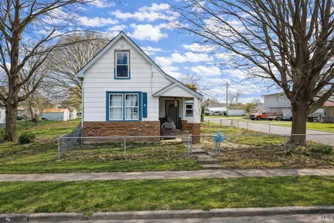 2422 N B St, Elwood, IN 46036