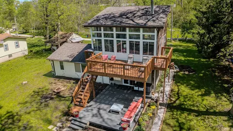 7653 E Dale Ct, Monticello, IN 47960