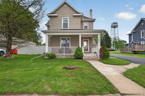 502 N Davis St, Walton, IN 46994