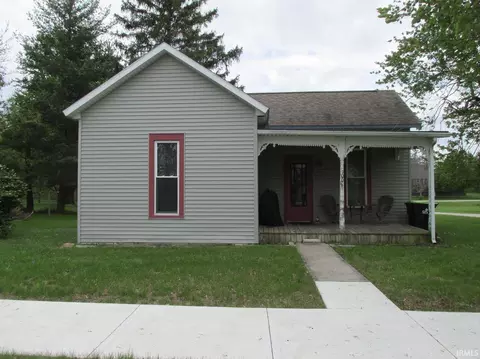 1006 N Wayne St, Warren, IN 46792