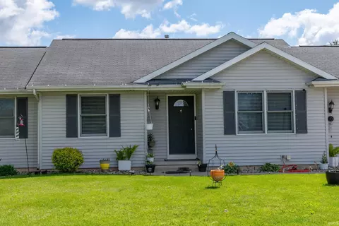 1008 Colonial Manor Dr, Goshen, IN 46526