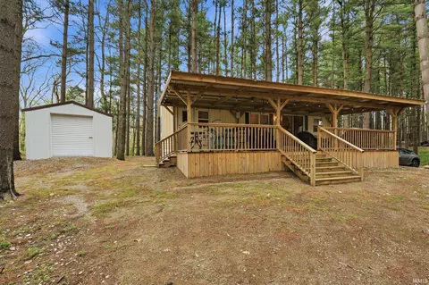 100 Woodland Pass Vop, Angola, IN 46703