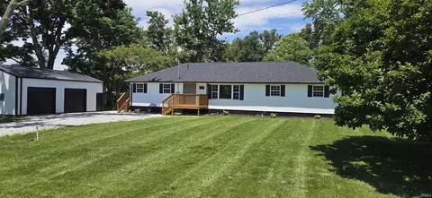 1723 W St Rd 645 Hwy, Loogootee, IN 47553