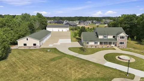 17818 Amstutz Rd, Leo, IN 46765