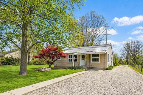 5810 Rothman Rd, Fort Wayne, IN 46835