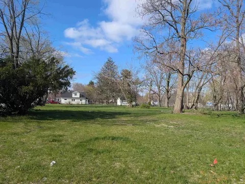 314 N Walnut St, South Bend, IN 46628