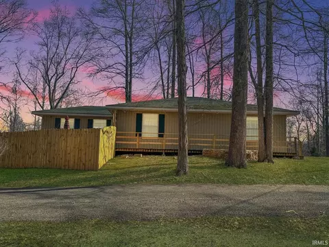 10532 Ten High Dr, Poland, IN 47868