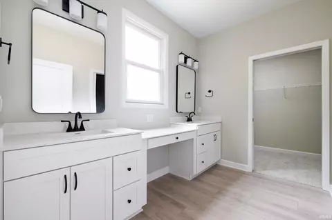 Bath - 5510 S Crop Cir, Bloomington, IN 47403 photo 3 of 6
