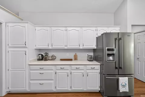 Kitchen - 5118 N Echo Bnd, Bloomington, IN 47404 photo 4 of 4