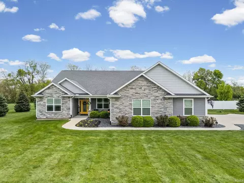 8433 Shepardson Creek Dr, Lafayette, IN 47905